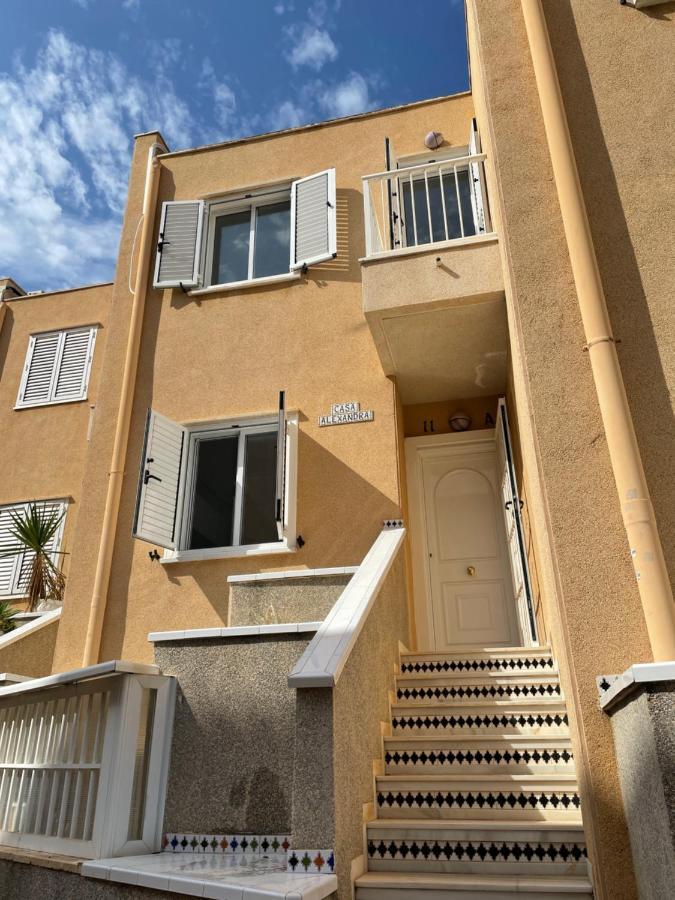 Casa Alexandra - Cosy 2Bedroom Duplex Torrevieja Luaran gambar